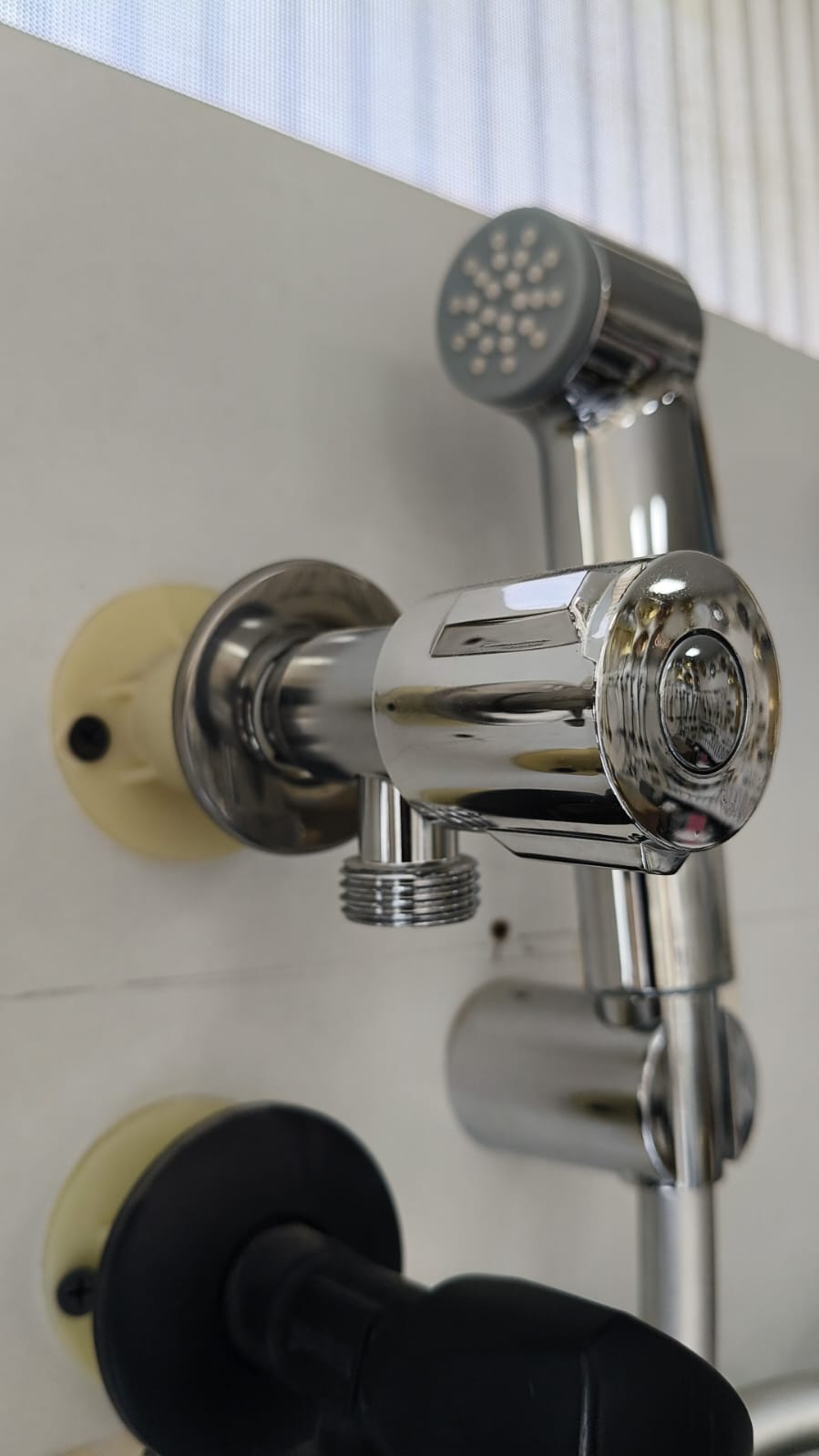 Double Control Angle Valve – Premium Brass Chrome Water Control Valve