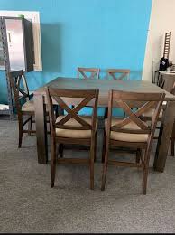 HV Dolly Dining Set