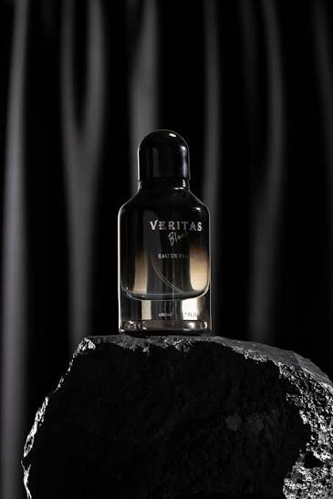 RC Veritas Black Eau de Parfum 80ml