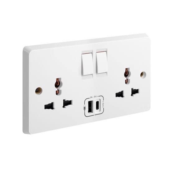 FE172 V1 Ivory V1-018 Double MF Switched Socket with 2 USB