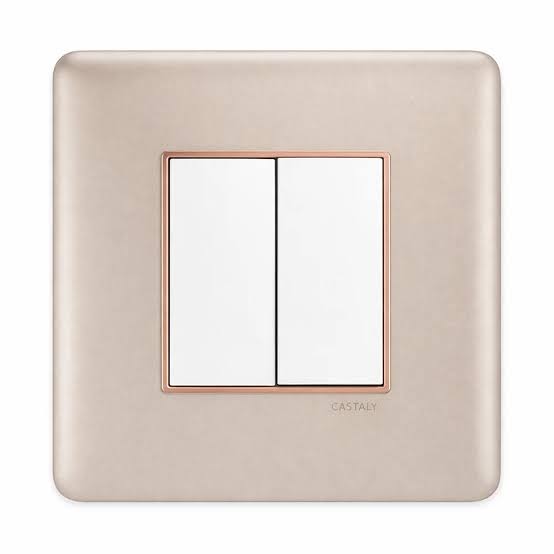 FE243 V5 Champagne Gold V5-020 Data Socket