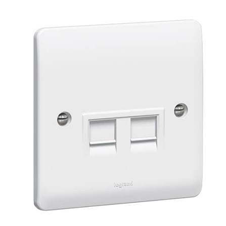 FE439 V7 White V7-054 Double Data Socket