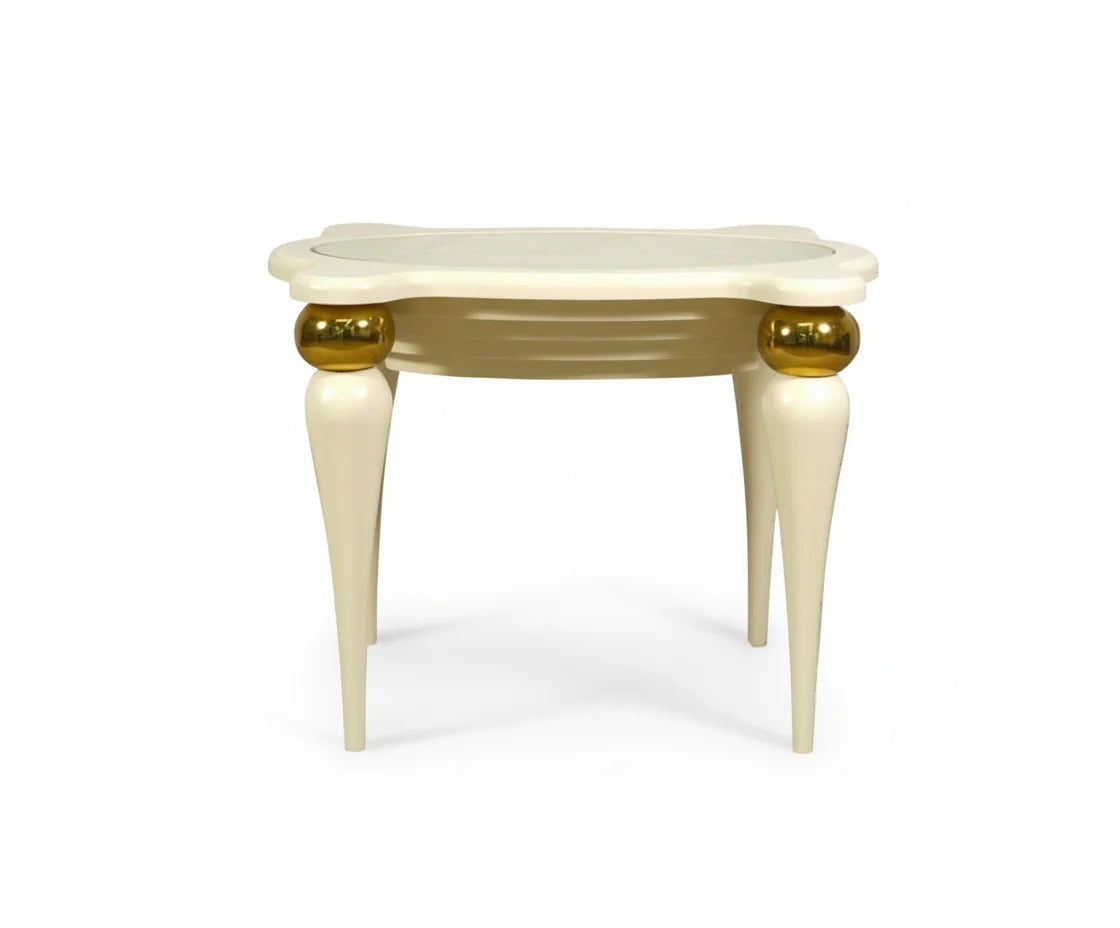 طاولة جانبية بلون كريمي ذهبي