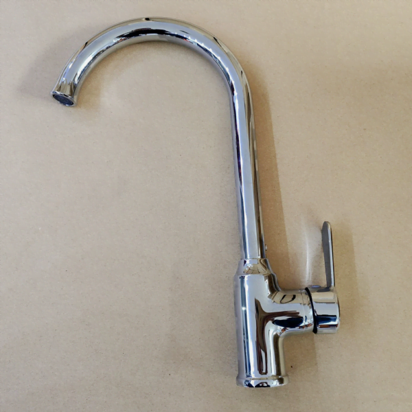 Kitchen Faucet Chrome Color Simple 1 Hole 1 Handle