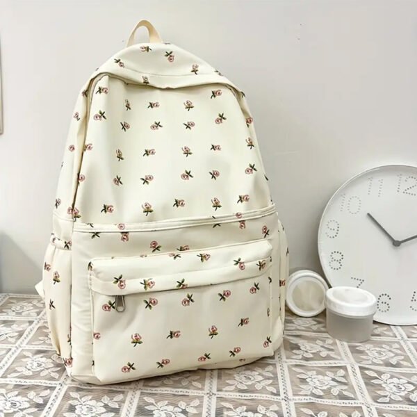 Floral Charm Women's Casual Backpack