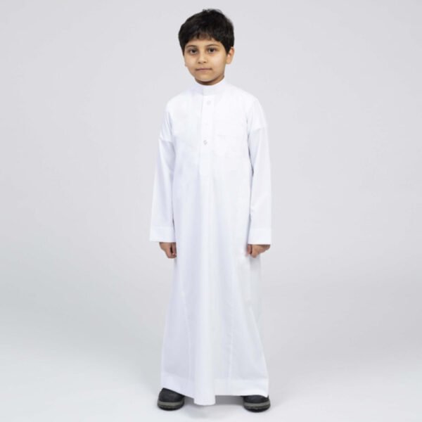 Daffah Thobe White