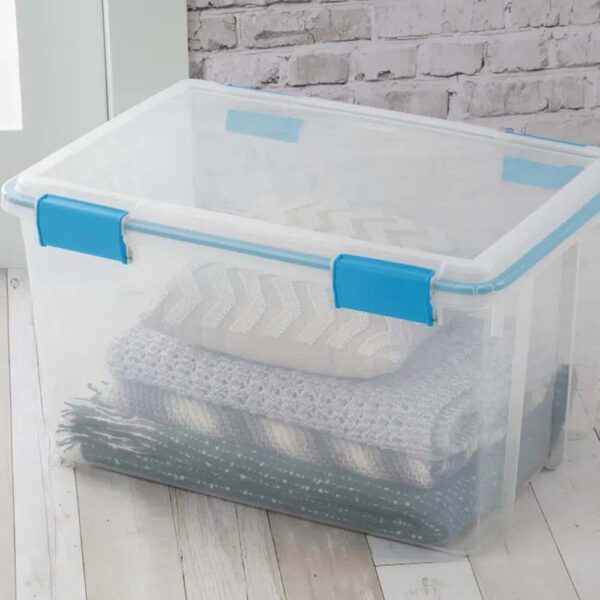 Sterilite Plastic Gasket Box